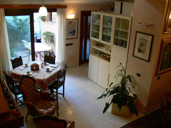 Chambre Triple avec Salle de Bains Privative