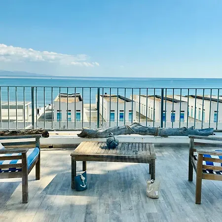 Il Profumo Del Mare Guesthouse-2